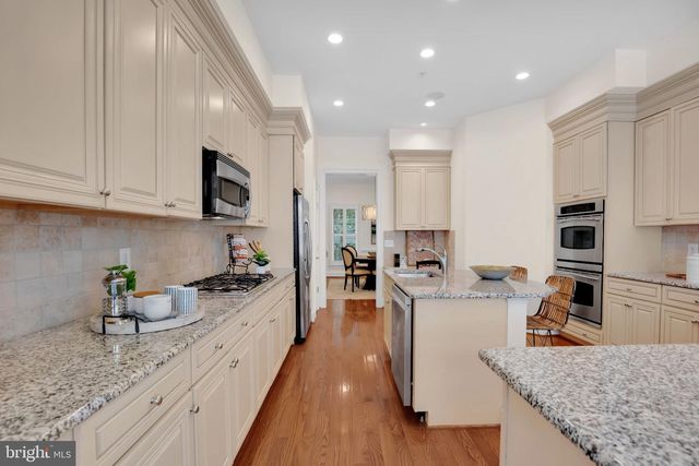 1822 CARPENTER RD, Alexandria, VA 22314