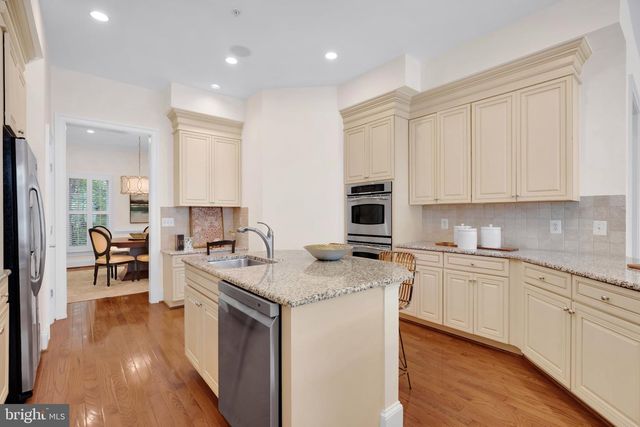 1822 CARPENTER RD, Alexandria, VA 22314