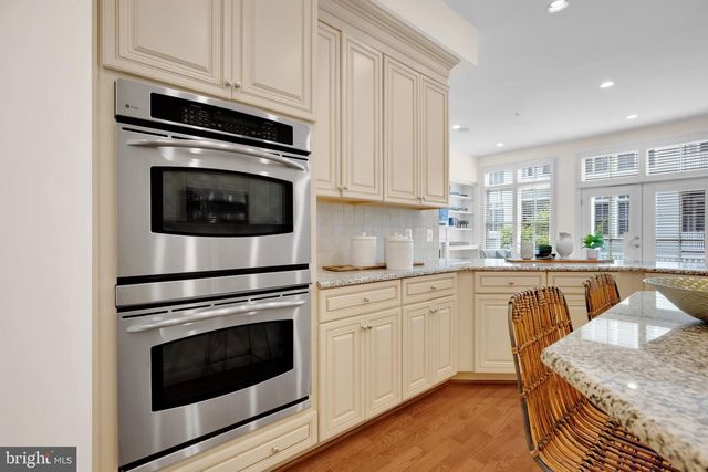 1822 CARPENTER RD, Alexandria, VA 22314