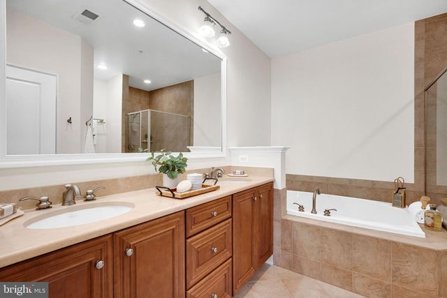 1822 CARPENTER RD, Alexandria, VA 22314