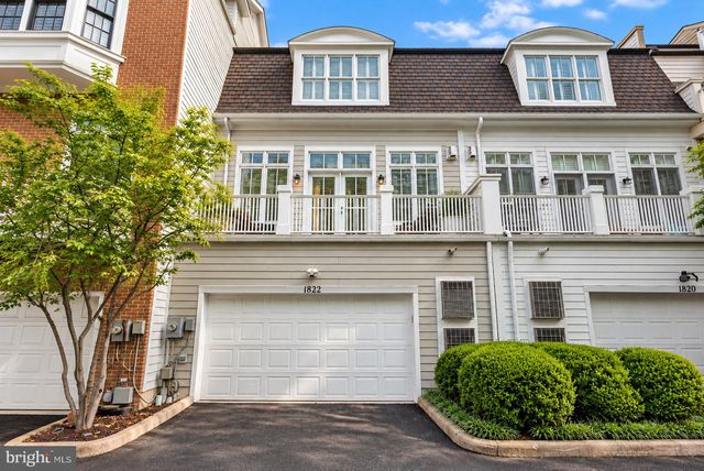 1822 CARPENTER RD, Alexandria, VA 22314