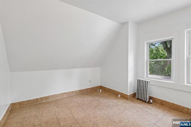 19 Nassau Place, East Orange, NJ 07018