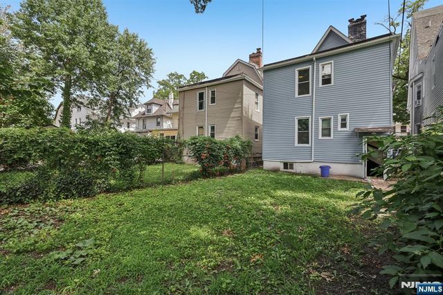 19 Nassau Place, East Orange, NJ 07018