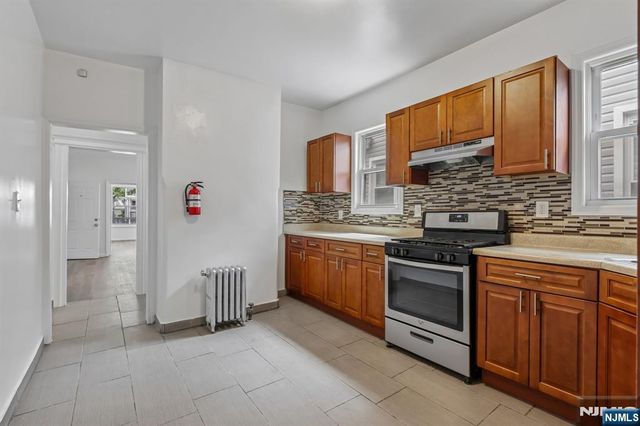 19 Nassau Place, East Orange, NJ 07018