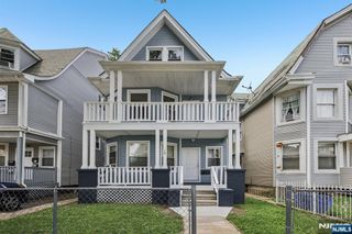 19 Nassau Place, East Orange, NJ 07018