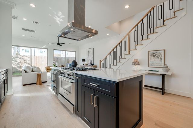 1818 Branard Street, Houston, TX 77098