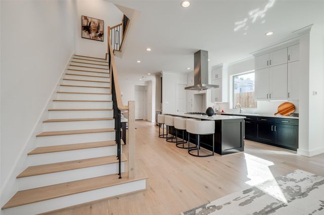 1818 Branard Street, Houston, TX 77098