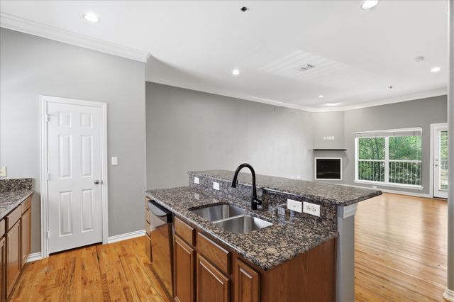 3111 Cedarplaza Lane 103, Dallas, TX 75235