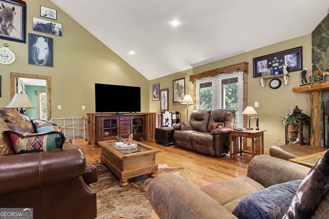 104 Pratten Drive, Cleveland, GA 30528