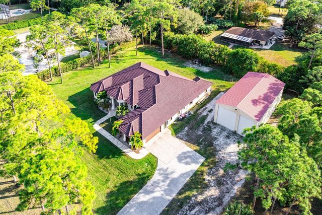 16596 82nd Road N, Loxahatchee, FL 33470