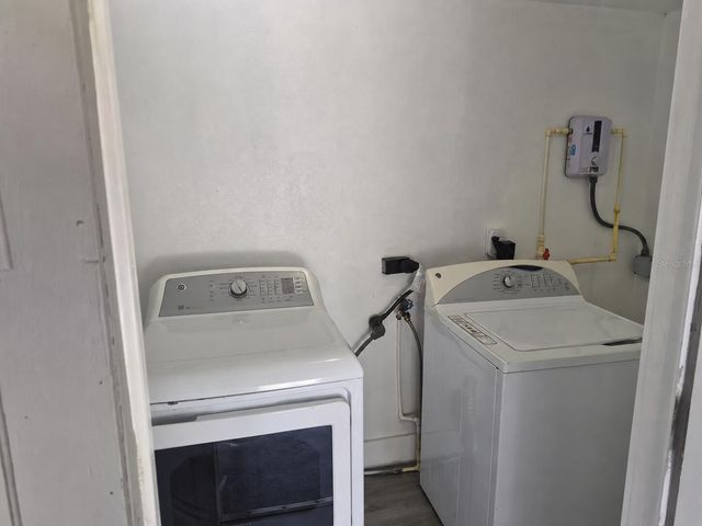 1810 E CAROL DRIVE, Plant City, FL 33563