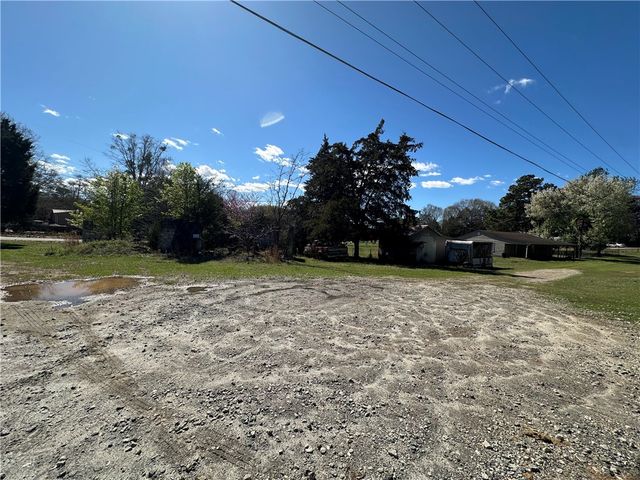 2534 Broadway Lake Road, Anderson, SC 29621