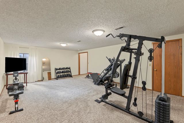 2049 S Cypress, Wichita, KS 67207