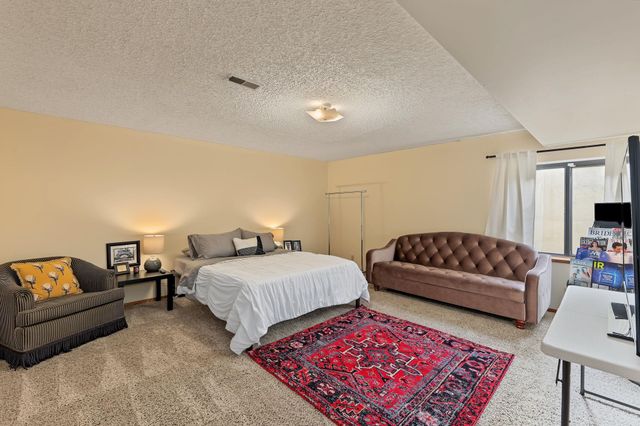 2049 S Cypress, Wichita, KS 67207