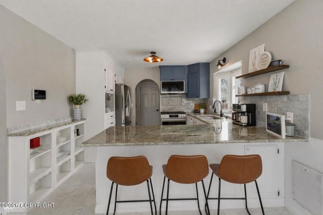 303 W Arlington Avenue, Soldotna, AK 99669