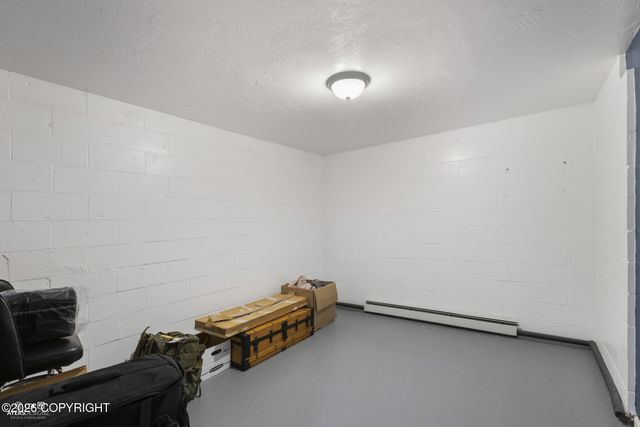 303 W Arlington Avenue, Soldotna, AK 99669