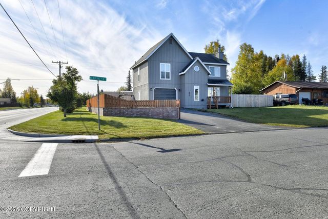 303 W Arlington Avenue, Soldotna, AK 99669