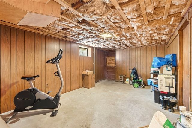 22 Mountain Road, Burlington, MA 01803