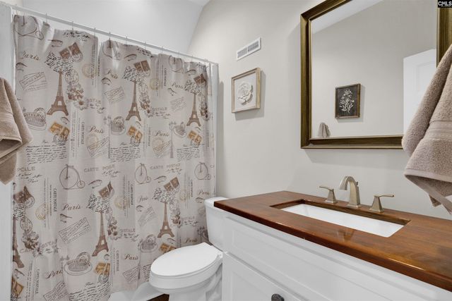 2138 Lockhart Road, Camden, SC 29020