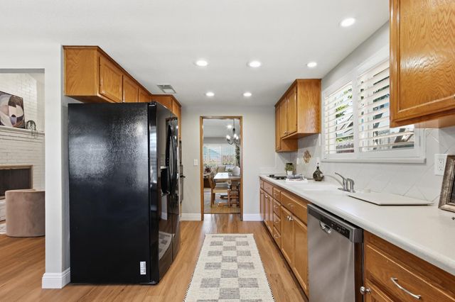 3750 Argonaut Ave, Rocklin, CA 95677