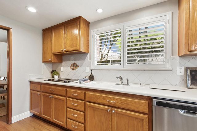 3750 Argonaut Ave, Rocklin, CA 95677