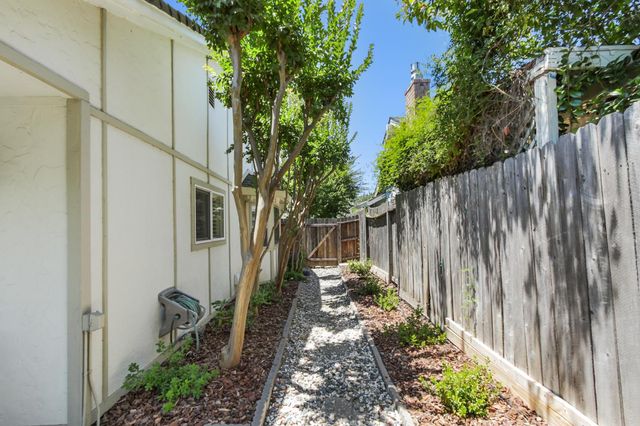 3750 Argonaut Ave, Rocklin, CA 95677