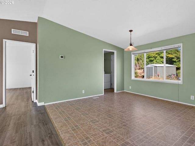 21901 Se BORGES Rd, Damascus, OR 97089