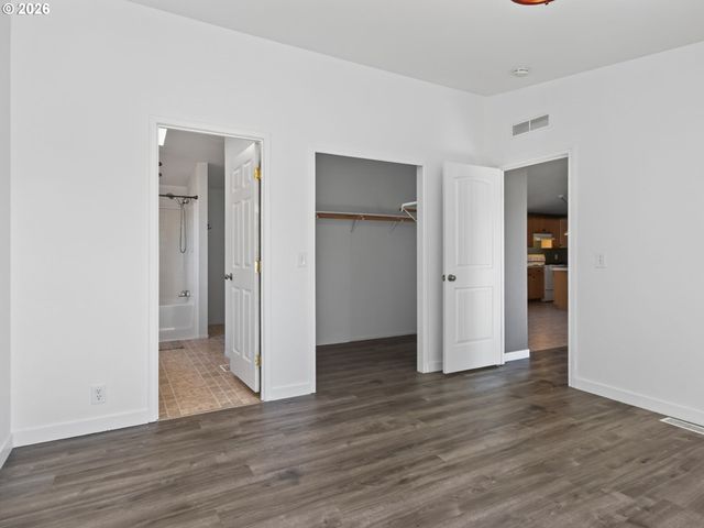 21901 Se BORGES Rd, Damascus, OR 97089