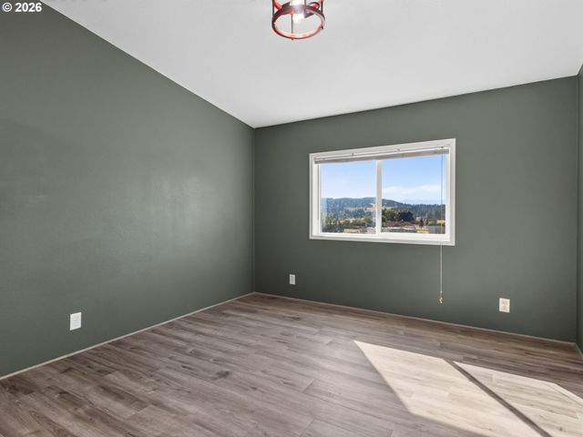 21901 Se BORGES Rd, Damascus, OR 97089