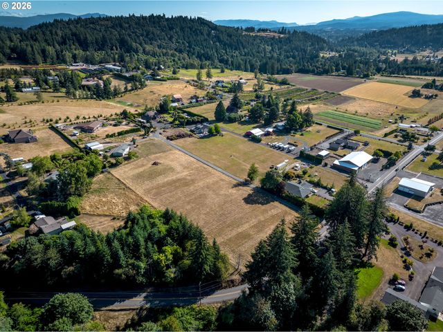 21901 Se BORGES Rd, Damascus, OR 97089