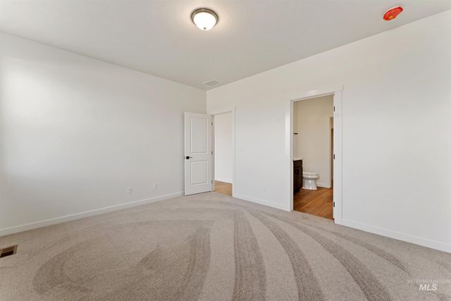 7668 E Bullhead St, Nampa, ID 83687