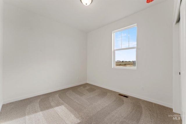 7668 E Bullhead St, Nampa, ID 83687