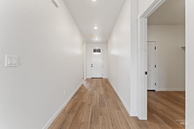 7668 E Bullhead St, Nampa, ID 83687