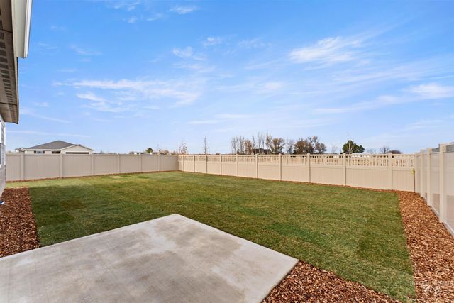 7668 E Bullhead St, Nampa, ID 83687