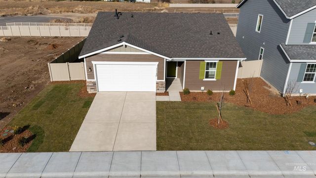 7668 E Bullhead St, Nampa, ID 83687