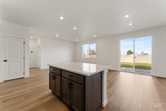 7668 E Bullhead St, Nampa, ID 83687