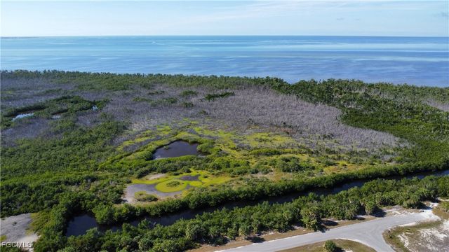 4714 NW 36th ST, Cape Coral, FL 33993