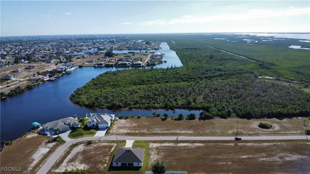 4714 NW 36th ST, Cape Coral, FL 33993