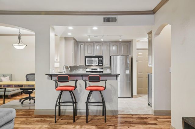 9525 N Capital Of Texas Highway 413, Austin, TX 78759