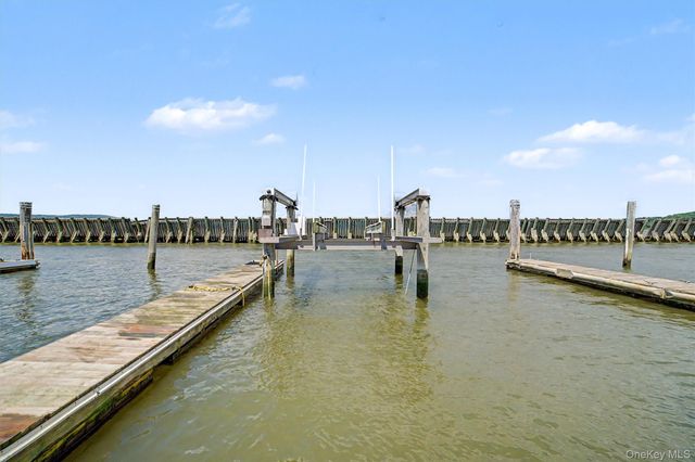 D-17 Half Moon Bay Marina, Croton-on-hudson, NY 10520