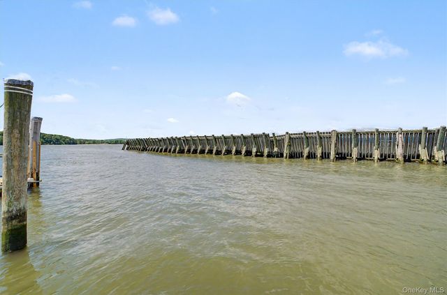 D-17 Half Moon Bay Marina, Croton-on-hudson, NY 10520