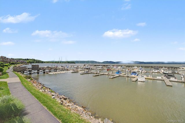 D-17 Half Moon Bay Marina, Croton-on-hudson, NY 10520