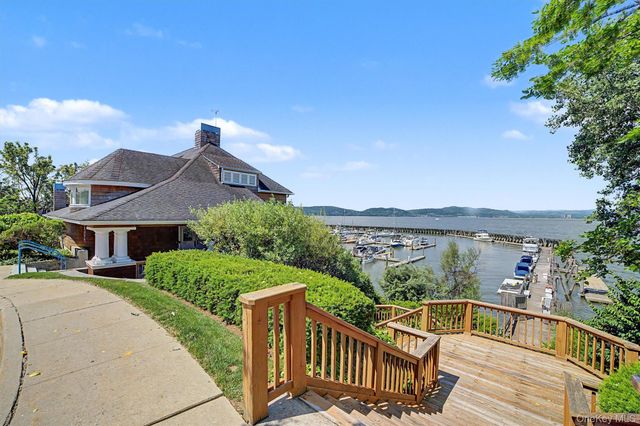 D-17 Half Moon Bay Marina, Croton-on-hudson, NY 10520