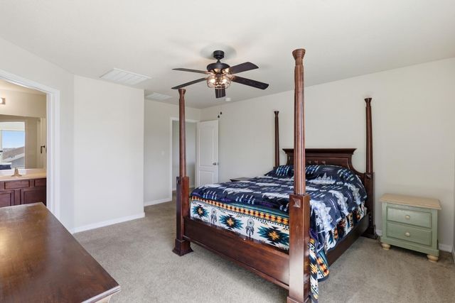 153 El Camino Loop NW, Rio Rancho, NM 87144