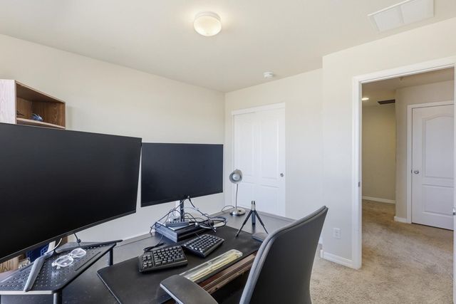 153 El Camino Loop NW, Rio Rancho, NM 87144