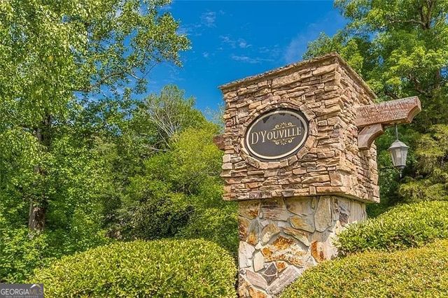 1885 D'Youville Lane, Brookhaven, GA 30341