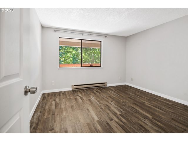 14822 Sw 109TH Ave, Portland, OR 97224
