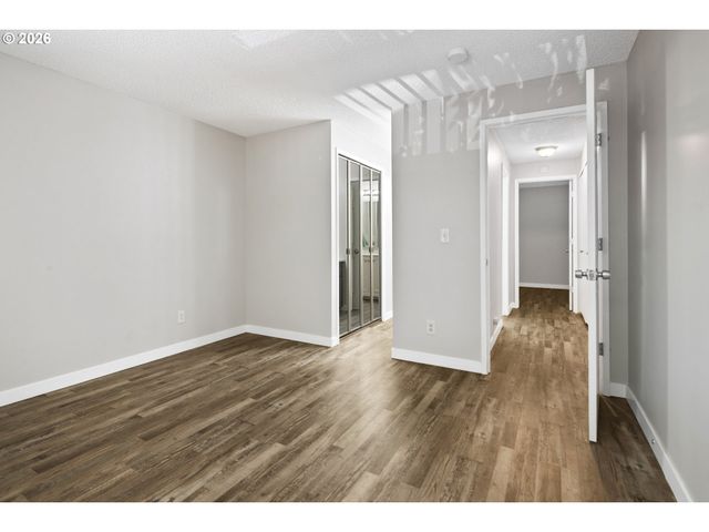 14822 Sw 109TH Ave, Portland, OR 97224