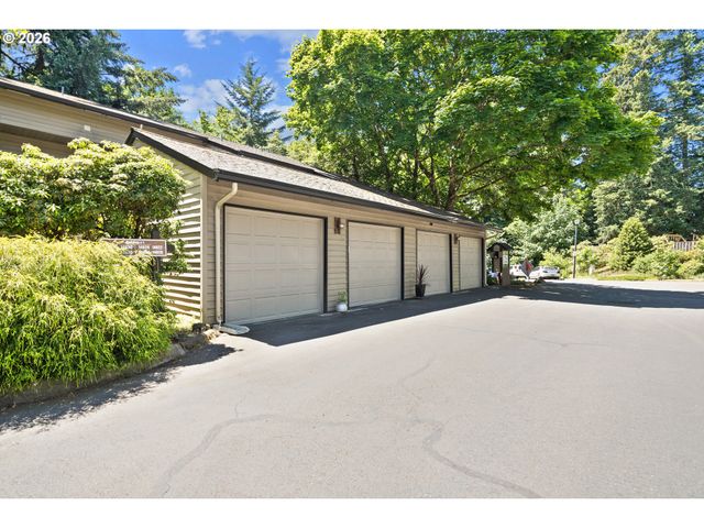 14822 Sw 109TH Ave, Portland, OR 97224