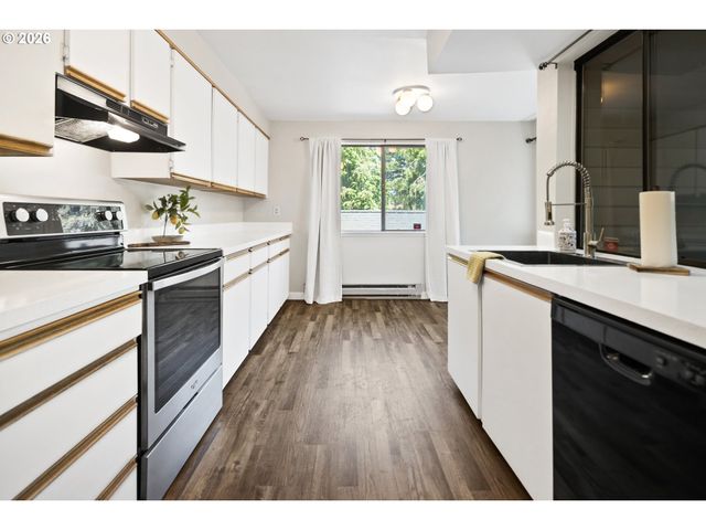 14822 Sw 109TH Ave, Portland, OR 97224